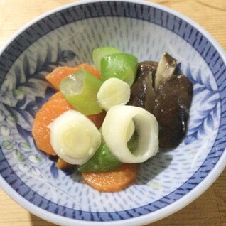 長ねぎ人参椎茸の味噌煮♪